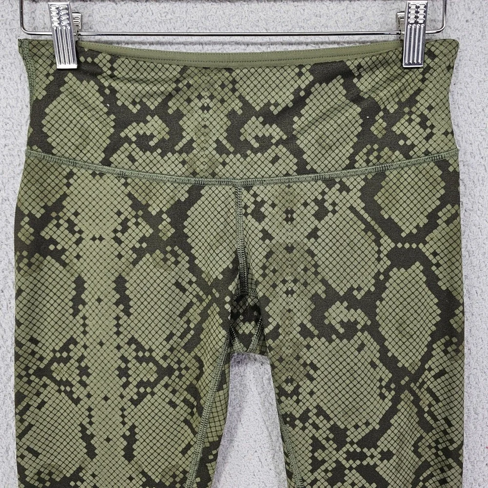 Lululemon Wunder Under Crop III Womens 6 Green Gator Ziggy Snake Fatigue